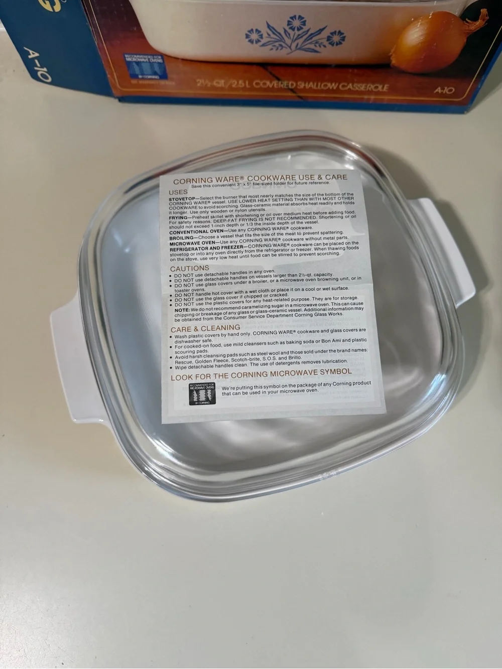 Vintage Corning Ware Blue Cornflower A-10-B 2.5 Qt Casserole w/ Box & Lid